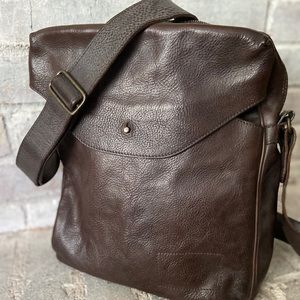 Banana Republic Men’s Leather Messenger Bag